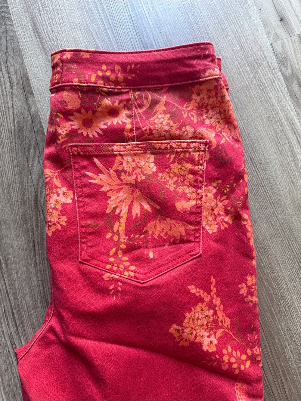 Free people just float flair Red Floral with Frayed Hem - Picture 3 of 4